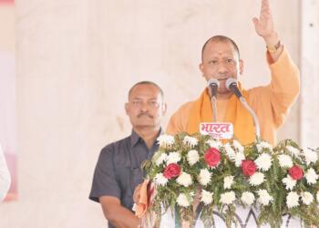 ‘वही अलीगढ़ जहां… सांप्रदायिक आधार पर देश बंटवाया’, योगी ने सपा को बताया मुस्लिम लीग जैसा