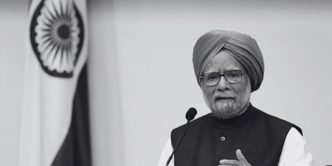 संसद में कभी तीखी बहस और कभी नोंक-झोंक के बीच मनमोहन सिंह ने 10 वर्षों तक गठबंधन की सरकार चलाई