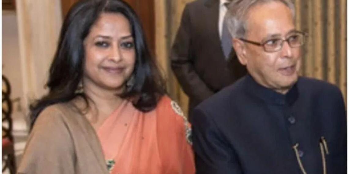 शर्मिष्ठा मुखर्जी और प्रणब मुखर्जी