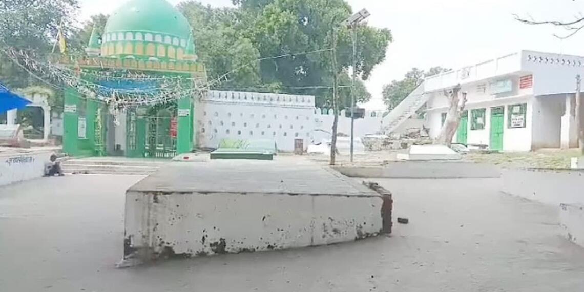 कौशांबी में 413 जमीन पर वक्फ बोर्ड का कब्जा