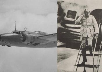 नेताजी सुभाष चंद्र बोस का आखिरी चित्र (दाएं)