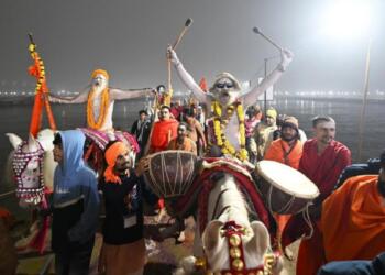 महाकुंभ 13 जनवरी से 26 फरवरी तक चलेगा और इसमें करीब 40 करोड़ श्रद्धालुओं के आने का अनुमान है