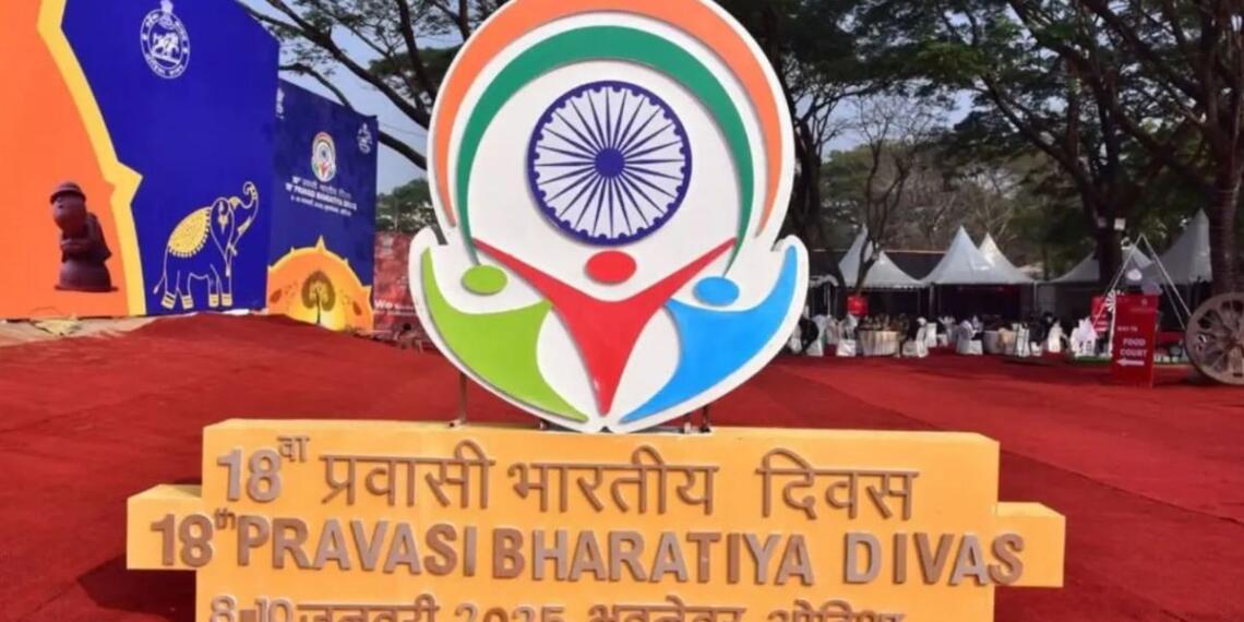 विश्व बैंक के एक आंकड़े के अनुसार, साल 2023 में अप्रवासी भारतीयों ने भारत में कुल 120 अरब डॉलर की राशि भेजी थी