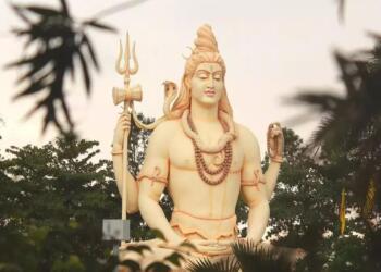 नित्य, सनातन एवं शुभता की सारगर्भित चेतना हैं भगवान शिव; समझिए शिवरात्रि और महाशिवरात्रि का अंतर