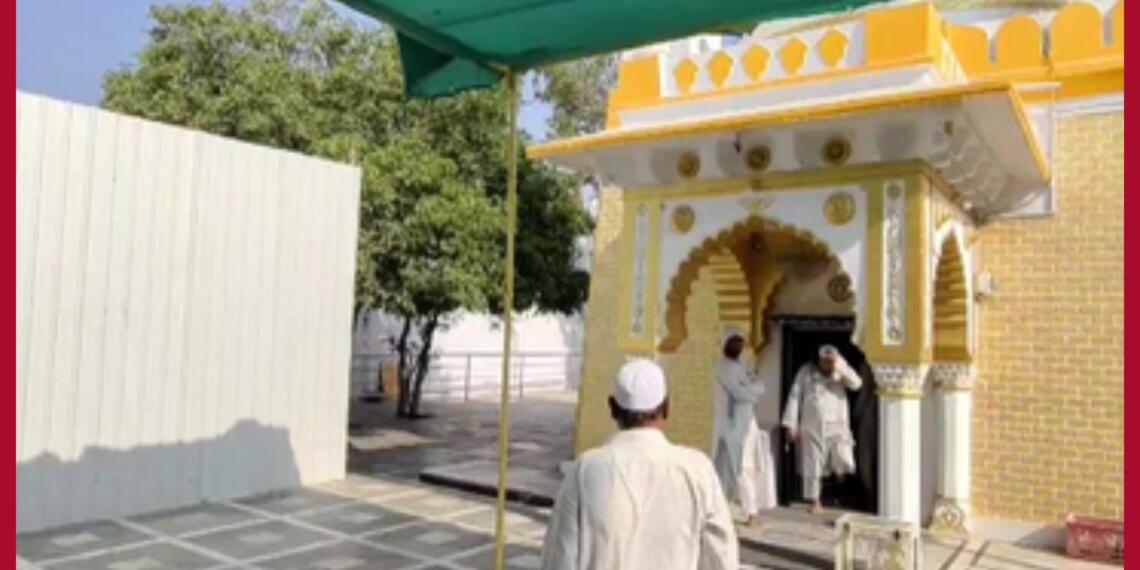 महाराष्ट्र में औरंगजेब की कब्र की सुरक्षा बढ़ाई गई