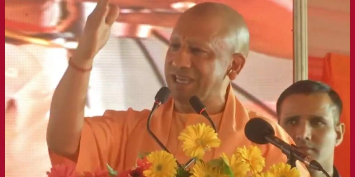 अखिलेश यादव के 'गौशाला से दुर्गन्ध' वाले बयान पर सीएम योगी का करारा जवाब