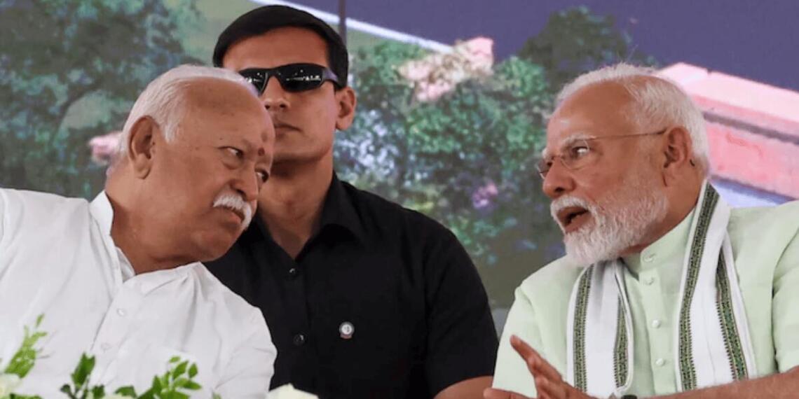 संघ प्रमुख मोहन भागवत और पीएम नरेंद्र मोदी