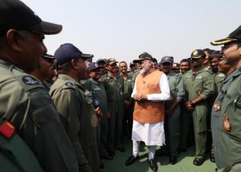 आदमपुर एयरबेस पर पीएम मोदी