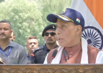 रक्षा मंत्री राजनाथ सिंह