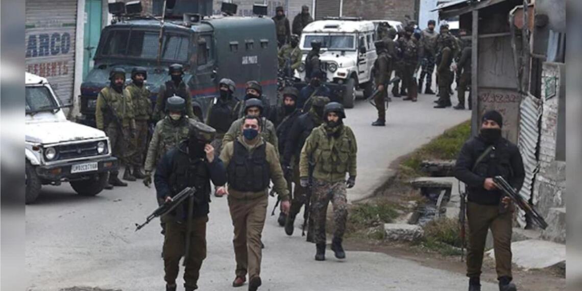 Shopian में आतंक के खिलाफ बड़ा एक्शन