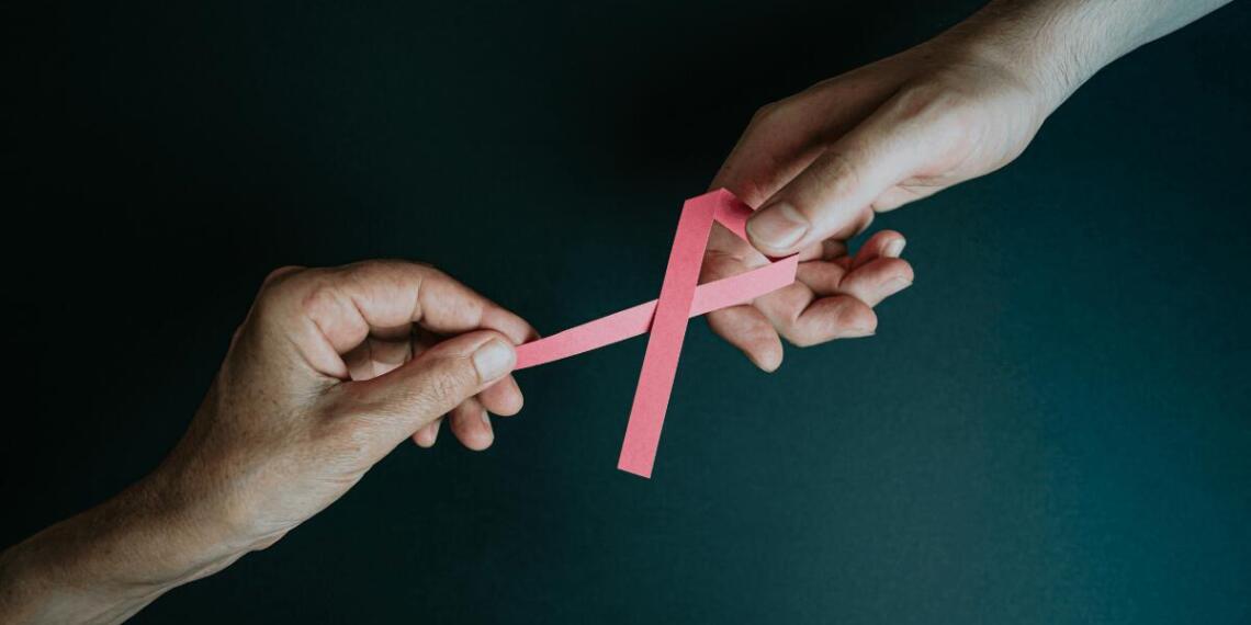 पिछले एक दशक में अमेरिका और दुनिया भर में कोलन कैंसर के मामलों में बढ़ोतरी देखी गई है