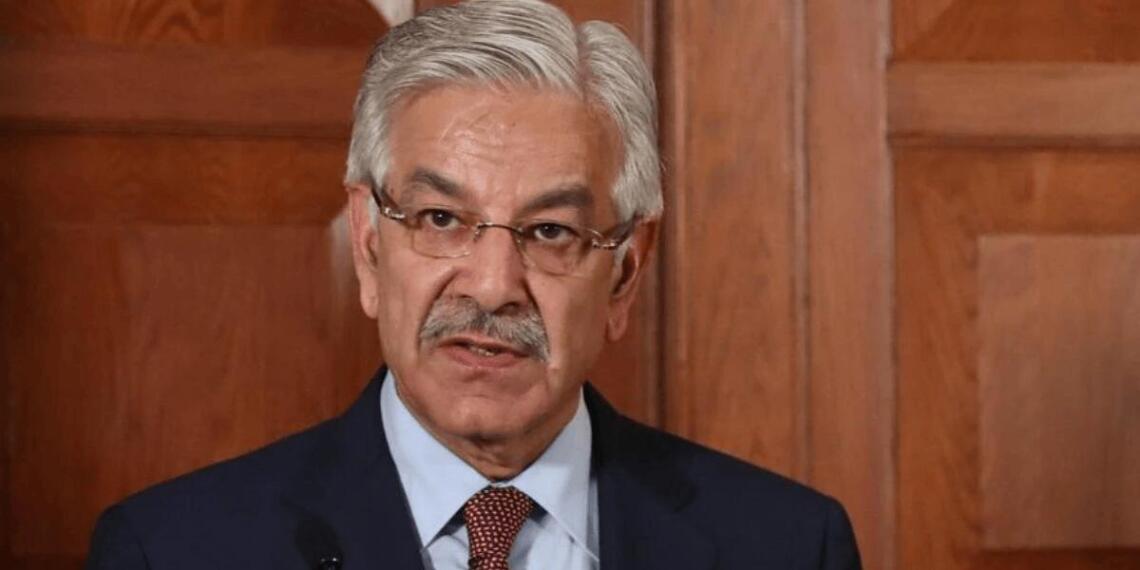 पाकिस्तान के रक्षा मंत्री ख्वाजा आसिफ