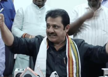 कर्नाटक के मंत्री ज़मीर अहमद खान