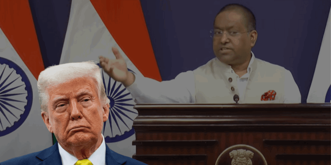 अमेरिका राष्ट्रपति डोनाल्ड ट्रंप और भारतीय विदेश मंत्रालय के प्रवक्ता रणधीर जायसवाल