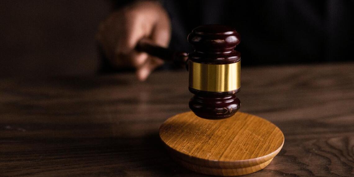 कैसे हटाए जाते हैं सुप्रीम कोर्ट और हाईकोर्ट के जज; आसान भाषा में समझें महाभियोग की प्रक्रिया