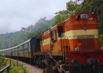 बस्तर पहुंचेगी रेल