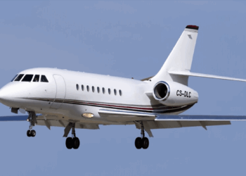 Falcon 2000 जेट (Photo- Blade.com)