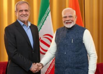 प्रधानमंत्री नरेंद्र मोदी ने ईरान के राष्ट्रपति डॉ. मसूद पेजेशकियन (Photo - MEA)