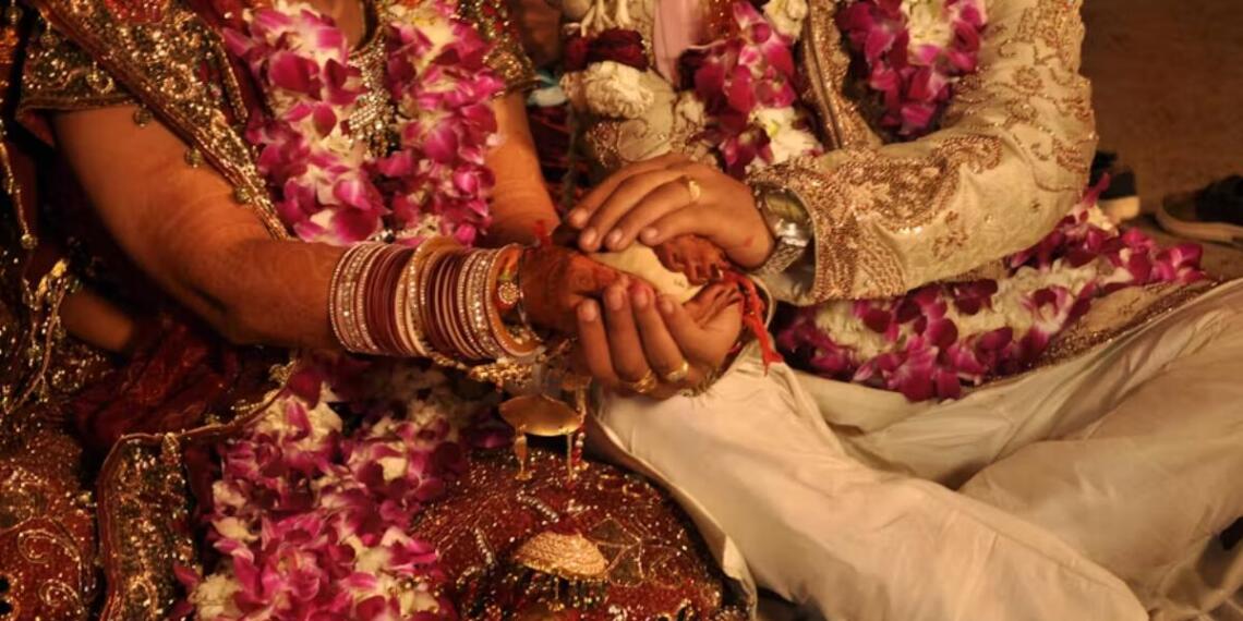 तीन दिनों तक डर के साये में रहा पति (FILE PHOTO)