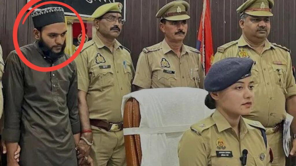 पुलिस द्वारा गिरफ्तार किया गया नबी हसन