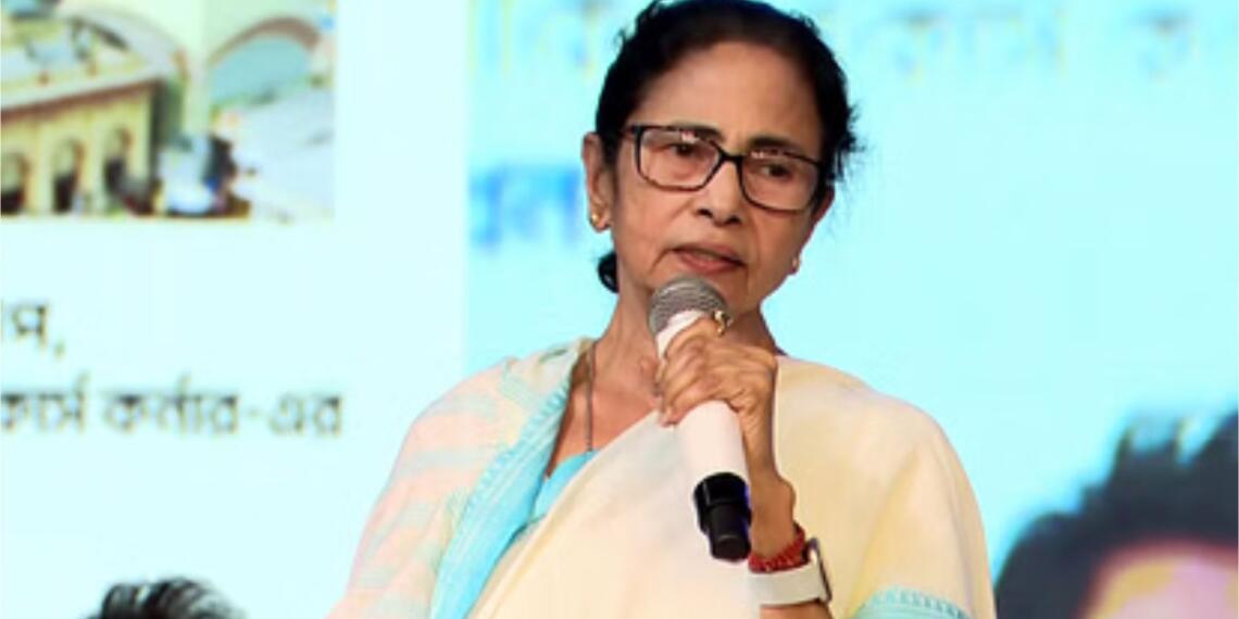 ममता बनर्जी का वीडियो निकला फर्जी- दिल्ली पुलिस ने ममता बनर्जी के बंगालियों पर हमले के दावे को  बताया “मनगढ़ंत”