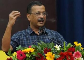 ‘मुझे नोबेल दो’: चरम पर केजरीवाल का अहंकार, लोगों को क्या मूर्ख समझा है?
