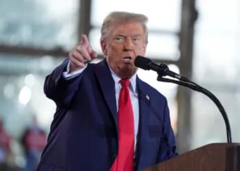 ट्रंप ने मीडिया हाउस पर ठोका ₹86,000 करोड़  का मानहानी का केस, जानें क्या है ‘न्यूड तस्वीर’ का मामला?