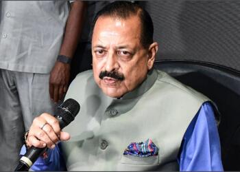 बुजुर्ग माता-पिता की देखभाल के लिए केंद्रीय कर्मचारियों को अब 30 दिन की अर्जित छुट्टी: जितेन्द्र सिंह