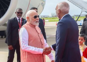 ‘इंडिया आउट’ से ‘रेड कार्पेट वेलकम’ तक: मोदी-मुइज़्ज़ू मुलाकात से भारत-मालदीव रिश्तों की नई शुरुआत