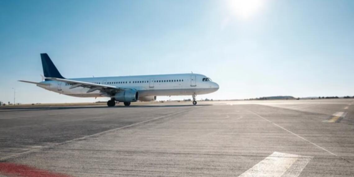 नटवरलाल भी शरमा जाए! मां-बेटे ने फर्जी दस्तावेज़ों से बेच दी एयरफोर्स की ज़मीन