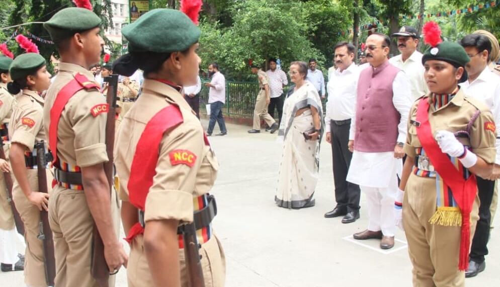 विजय दिवस पर घोषणा: दिल्ली में स्कूलों के नाम होंगे अब कारगिल के शहीदों के नाम पर