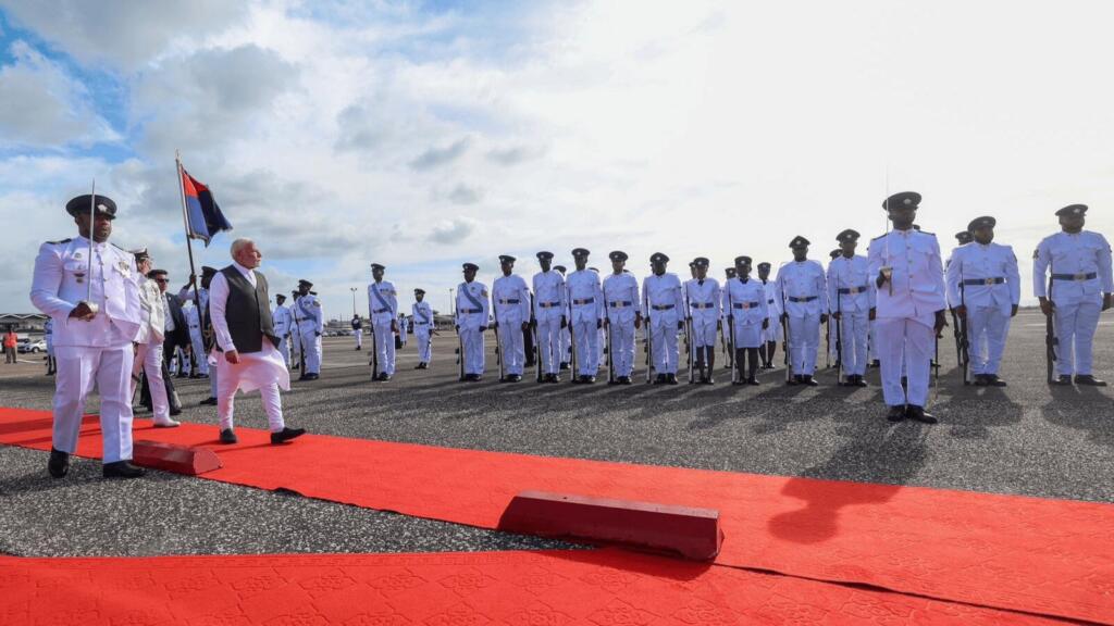 त्रिनिदाद में पीएम मोदी का भव्य स्वागत किया गया
