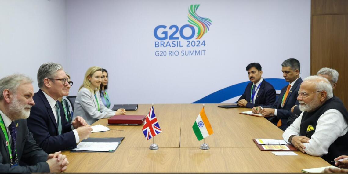 पीएम मोदी और ब्रिटेन के प्रधानमंत्री कीर स्टार्मर (PHOTO: X/@narendramodi)