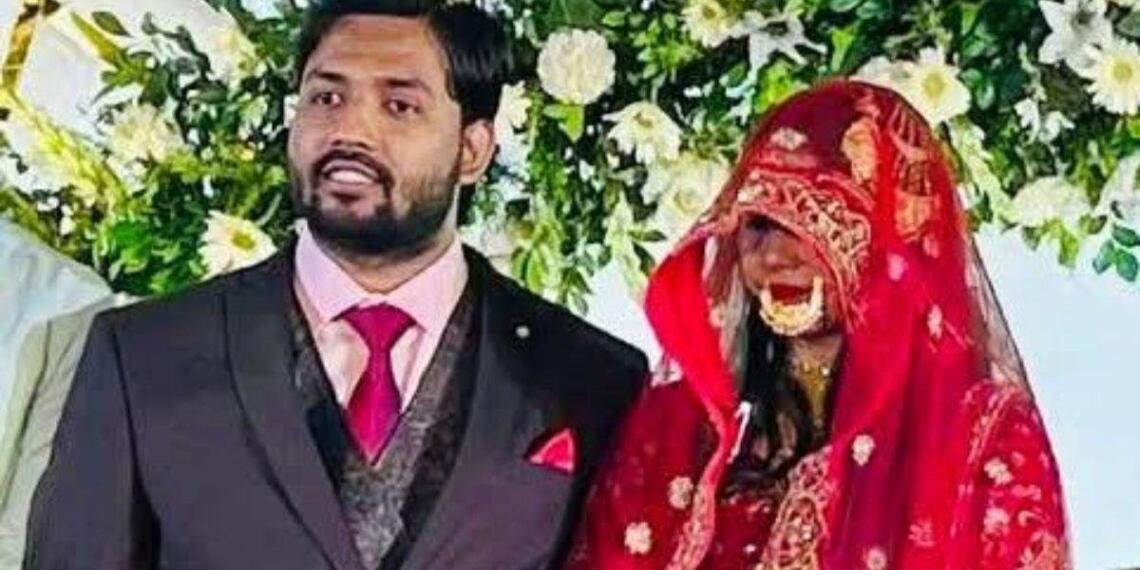 अपनी पत्नी को घूंघट में रखने वाले खान सर, राखी के नाम पर हिंदुओं को क्यों लुभाने की कोशिश कर रहे है?