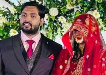 अपनी पत्नी को घूंघट में रखने वाले खान सर, राखी के नाम पर हिंदुओं को क्यों लुभाने की कोशिश कर रहे है?