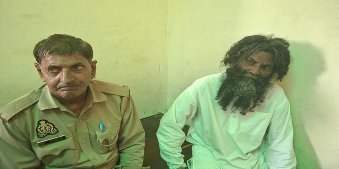 फर्जी दस्तावेज बनवाकर मंदिर में नाम बदलकर रह रहा इमामुद्दीन अंसारी- दो साल तक साधु बनकर करता रहा पूजा