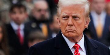 भारत पर 50% अमेरिकी टैरिफ- कपड़ा, आभूषण और मशीनरी निर्यात पर गहरा असर