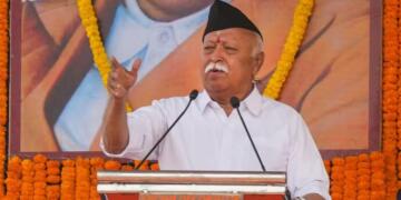 दैनिक जीवन में संस्कृत अपनाएं, यही असली भारतीयता: मोहन भागवत