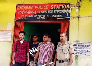 असम में 14 साल की लड़की के साथ ऑटो में गैंगरेप, इस्लामुद्दीन-मोनिरुद्दीन-दिलावर हुसैन गिरफ्तार- लड़की बोलने और सुनने में सक्षम नही थी
