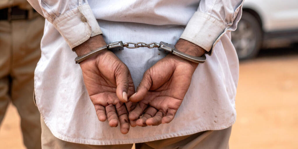तेलंगाना और मेघालय में अवैध बांग्लादेशी नेटवर्क का भंडाफोड़: नशा और वाहन चोरी की बड़ी साजिश उजागर