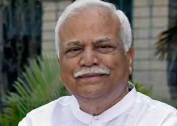 ‘चिंता मत करो तुम्हारी डिलीवरी करा देंगे’,महिला पत्रकार पर कांग्रेस नेता आर.वी. देशपांडे का विवादित बयान