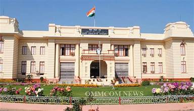 तेजस्वी का प्रण बनाम एनडीए का संकल्प: बिहार में ‘वोटर मोहिनी’ का खेल और जीत का गणित