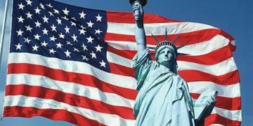 साम्राज्य का क्षय बनाम राष्ट्र का उत्थान: अमेरिका और भारत की दो राहें