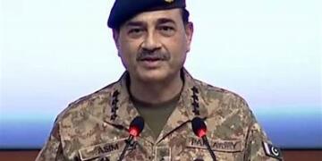 रूस में आईएसआई की चोरी पकड़ी गई: पाकिस्तान की जासूसी, भारत के खिलाफ साजिश और मुनीर की नाकाम महत्वाकांक्षा