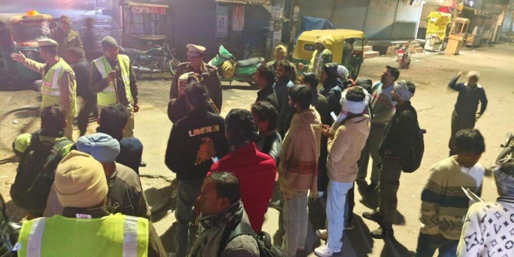 285 आरोपियों को गिरफ्तार किया गया