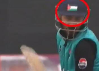जम्मू और कश्मीर में एक स्थानीय क्रिकेटर के घरेलू लीग मैच के दौरान फलस्तीन का झंडा इस्तेमाल करने के बाद विवाद खड़ा हो गया है