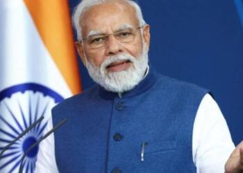 नरेंद्र मोदी ने बुधवार को देशवासियों को मकर संक्रांति, माघ बिहू और पोंगल के पावन अवसर पर शुभकामनाएं दीं