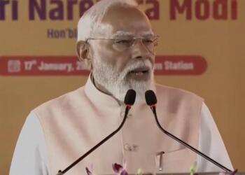 पीएम मोदी ने सीधा निशाना साधा है।