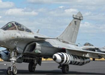 भारत के लिए राफेल की डील होनी बड़ी सफलता है।