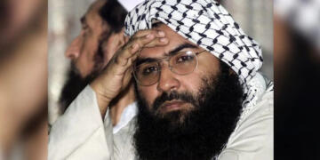 जैश प्रमुख मसूद अज़हर के भाई की पाकिस्तान में रहस्यमयी परिस्थितियों में मौत